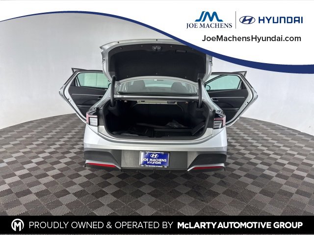 Certified 2025 Hyundai Sonata SE image 18