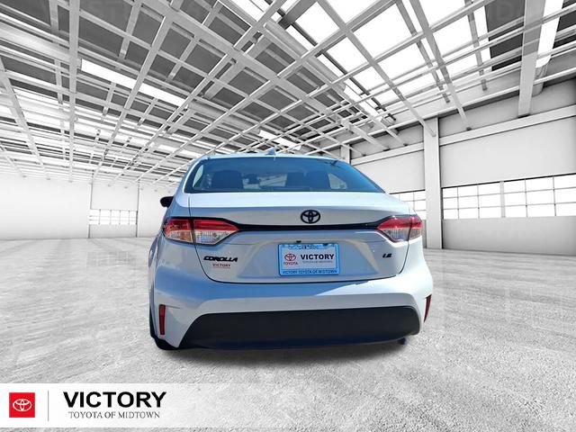 Used 2026 Toyota Corolla LE image 4