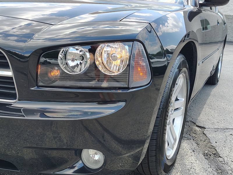 Used 2006 Dodge Charger R/T w/ Convenience Group II RWD image 4