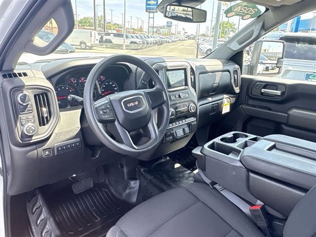 Used 2024 GMC Sierra 2500 Pro w/ 1SA Pro Safety Plus Package AWD/4WD image 19