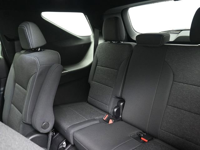 New 2026 Chevrolet Traverse LT w/ Sun and Wheel Package image 9