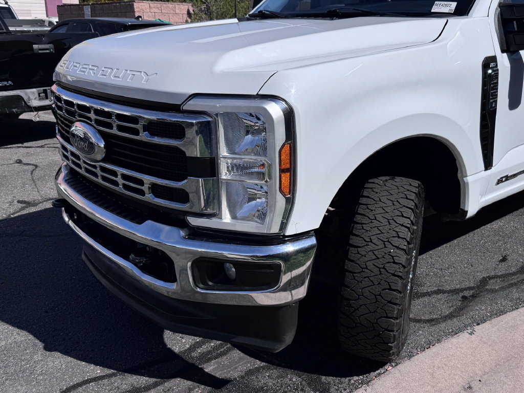 Used 2024 Ford F250 XLT w/ FX4 Off-Road Package AWD/4WD image 5