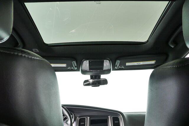 Used 2021 Dodge Charger SXT w/ Leather Interior Group RWD image 19