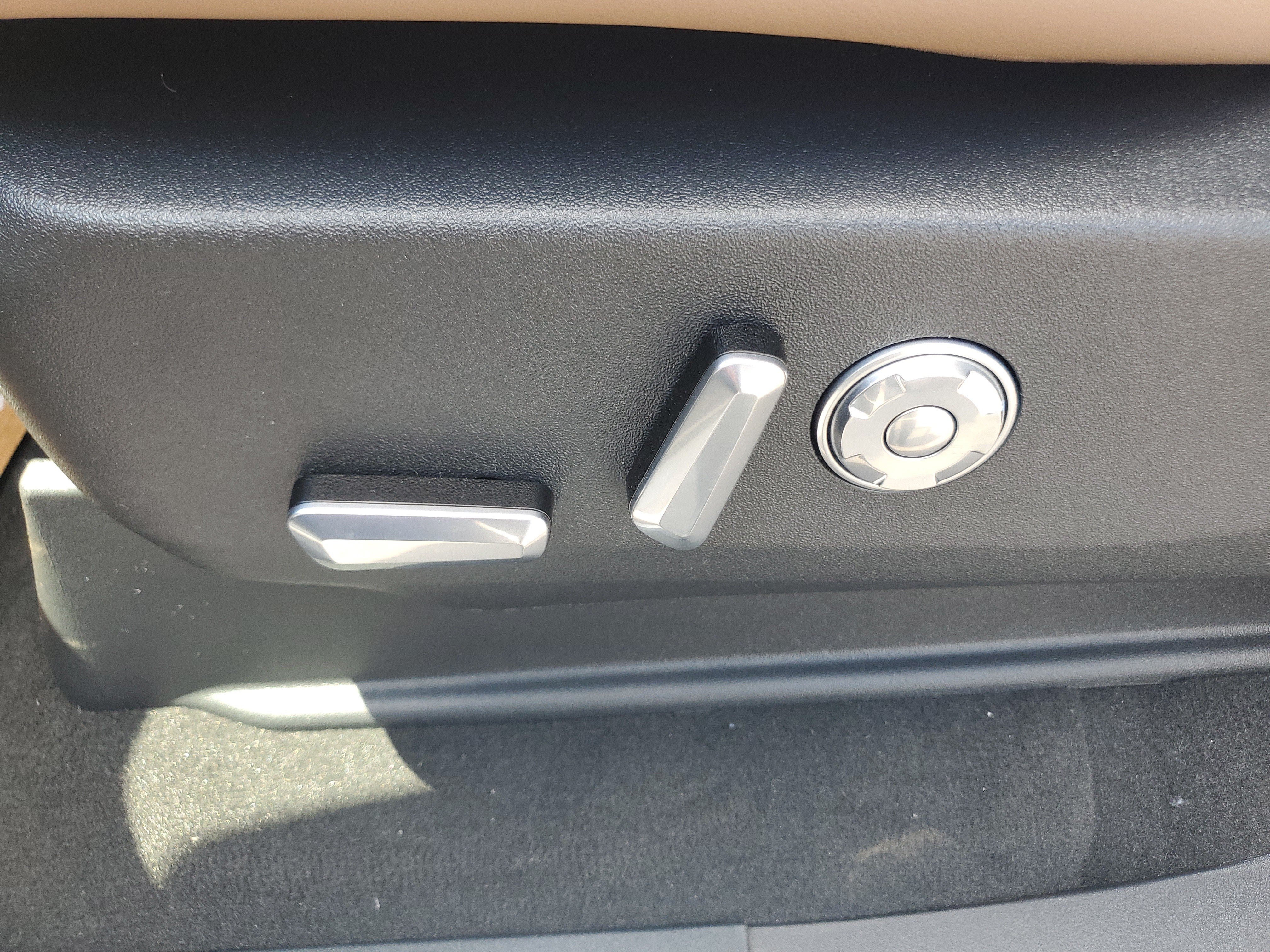 New 2027 Lincoln Navigator Black Label AWD/4WD image 13
