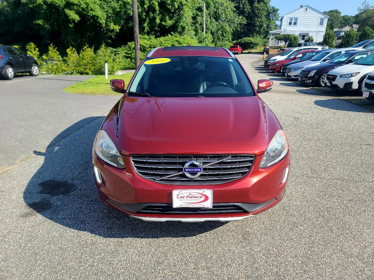 Used 2016 Volvo XC60 T5 Premier image 2