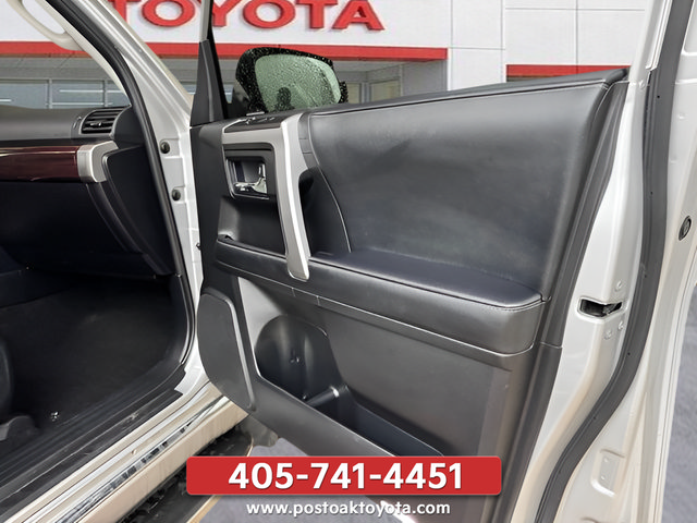 Used 2024 Toyota 4Runner Limited AWD/4WD image 12