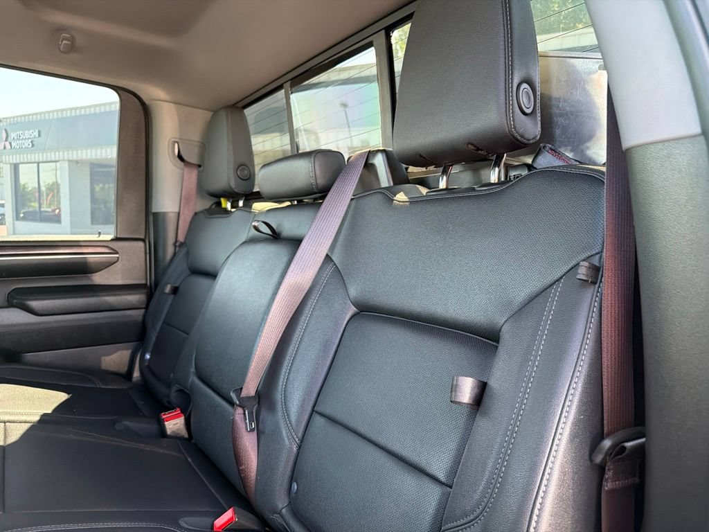 Used 2024 Chevrolet Silverado 2500 LTZ w/ LTZ Premium Package AWD/4WD image 34