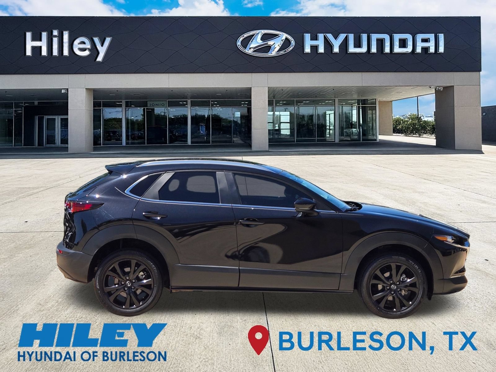 Used 2025 MAZDA CX-30 AWD 2.5 S w/ Select Sport Pkg image 3