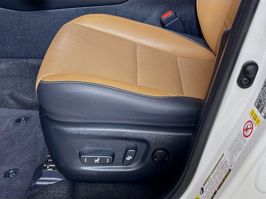 Used 2018 Lexus NX 300 FWD w/ Premium Package image 17