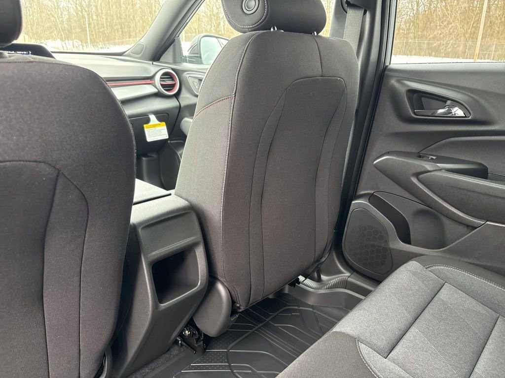 New 2026 Chevrolet Trax RS w/ Driver Confidence Package image 19