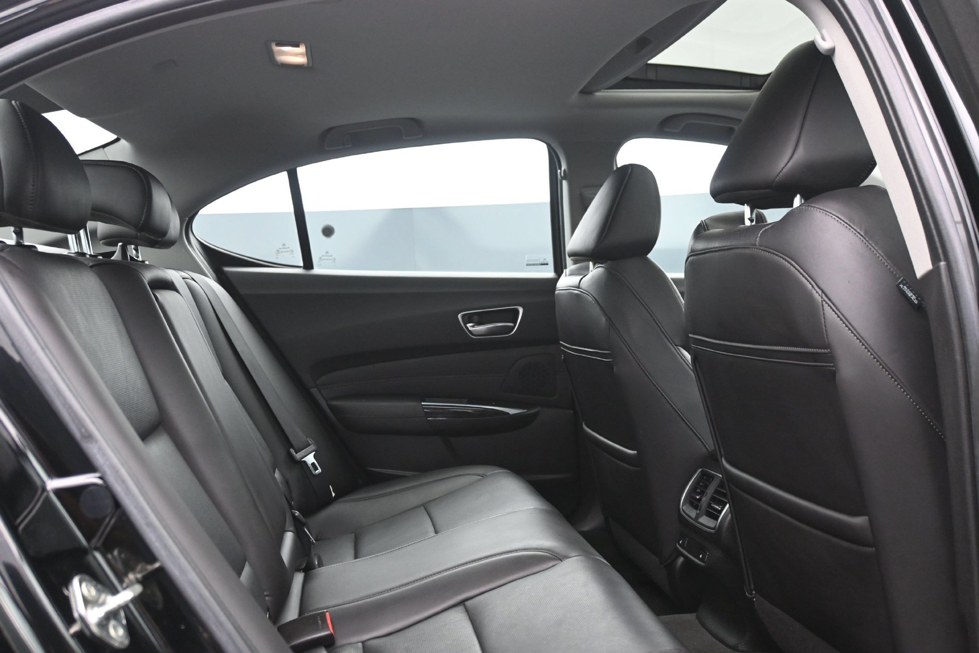 Used 2019 Acura TLX w/ Technology Package AWD/4WD image 14