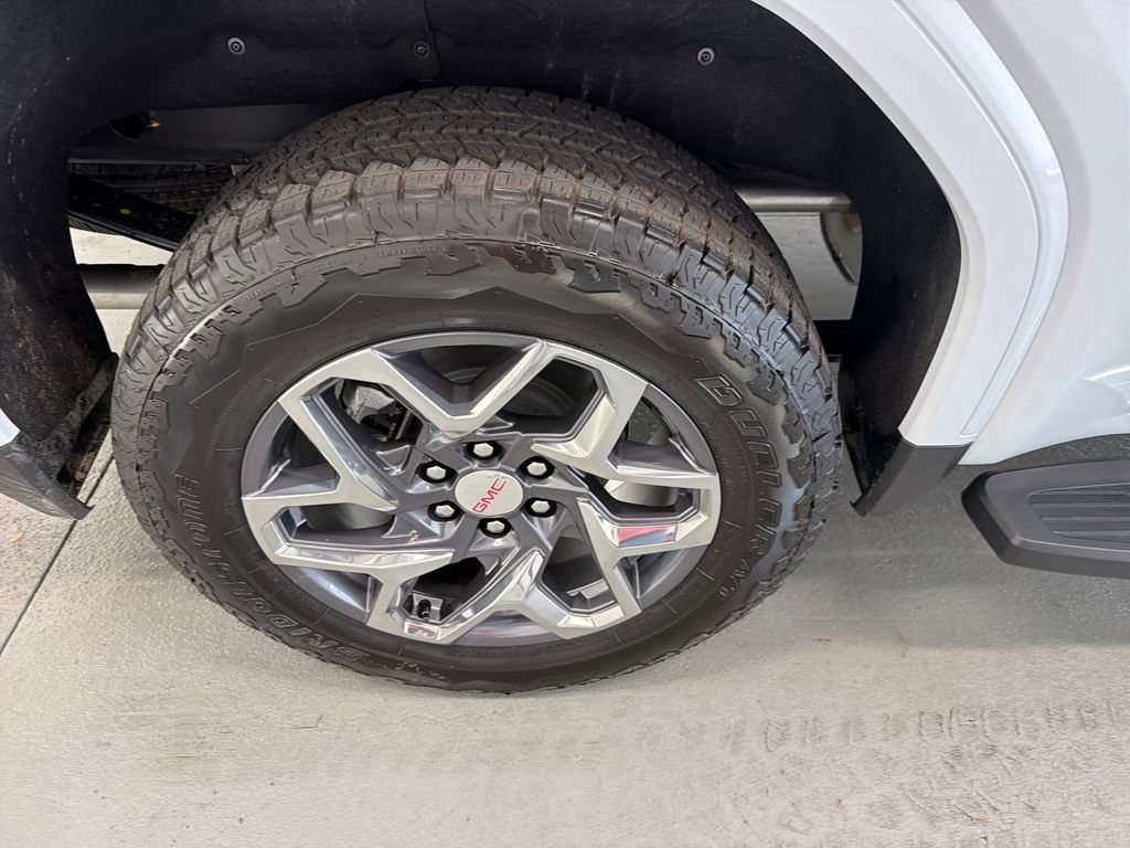 New 2026 GMC Sierra 1500 SLT w/ SLT Premium Plus Package AWD/4WD image 4