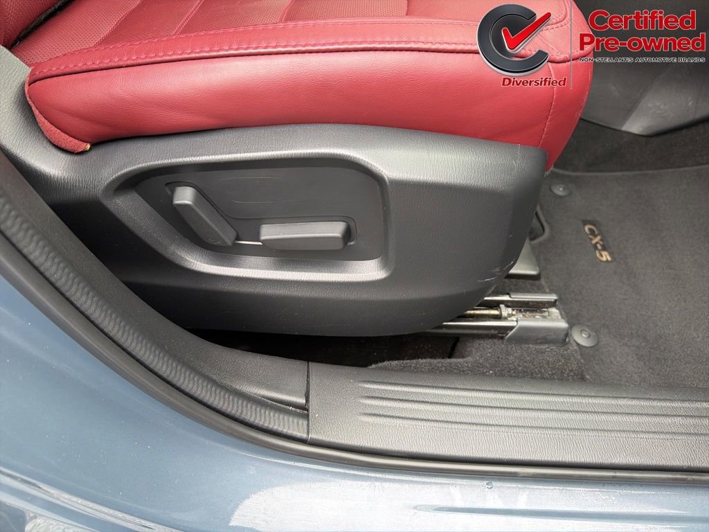 Used 2021 MAZDA CX-5 Carbon Edition FWD image 32