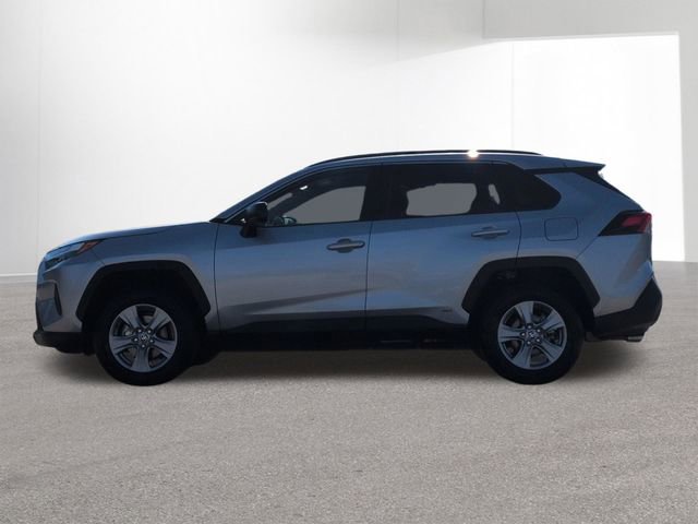 Certified 2025 Toyota RAV4 LE AWD/4WD image 10