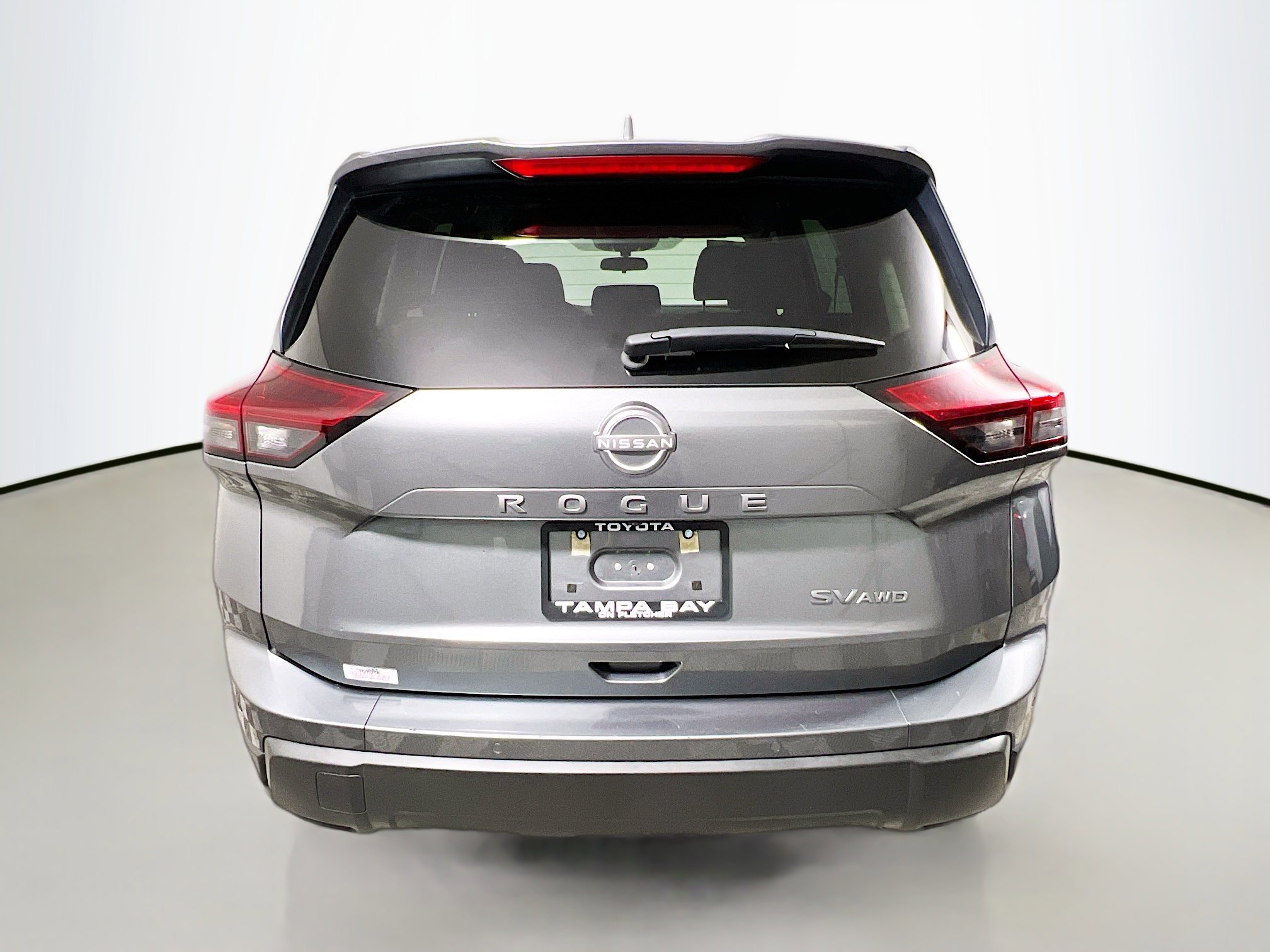 Used 2024 Nissan Rogue SV image 6