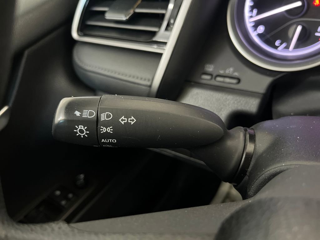 Used 2023 Toyota Camry LE image 59