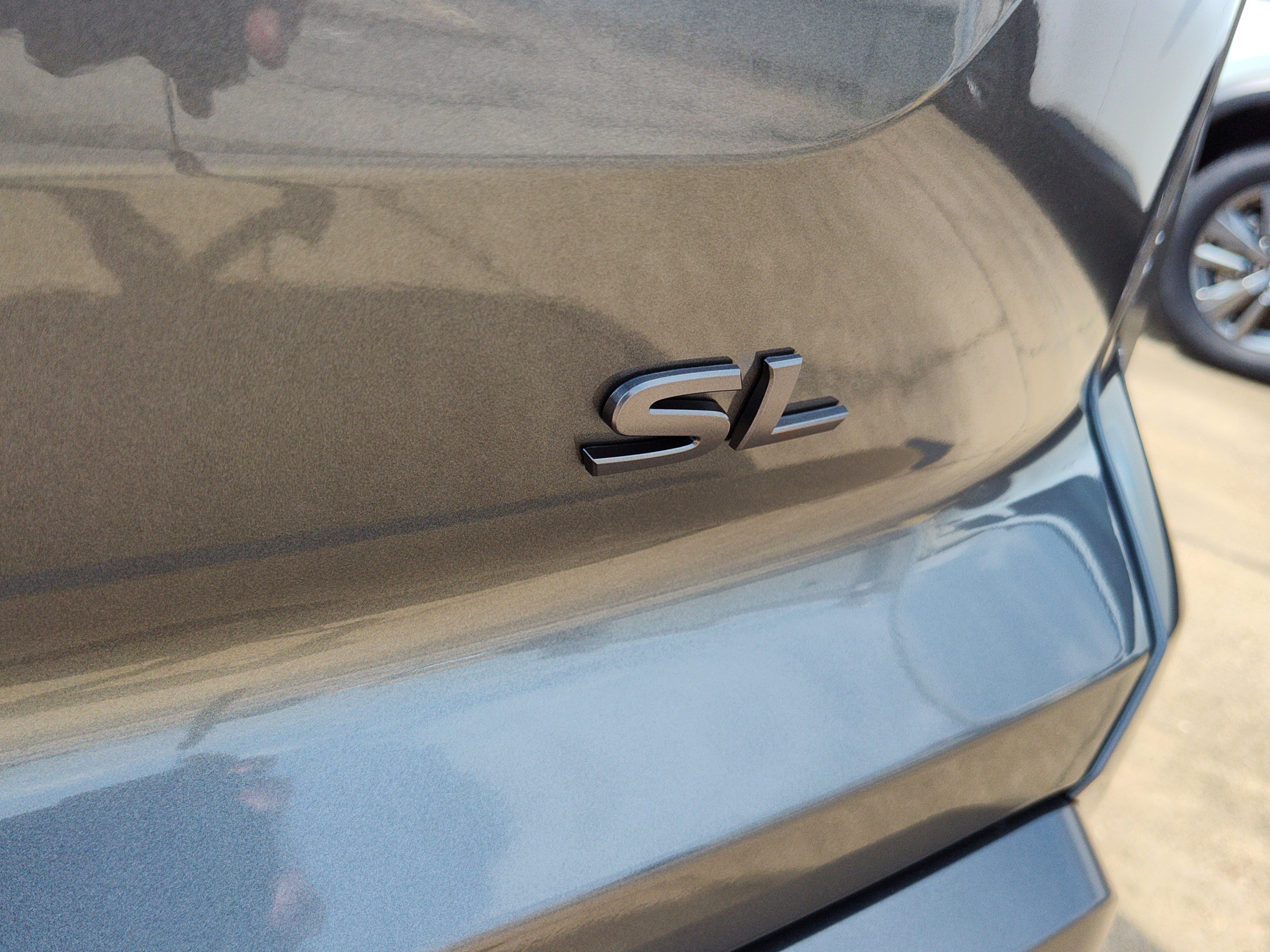 New 2026 Nissan Pathfinder SL w/ SL Premium Package FWD image 4