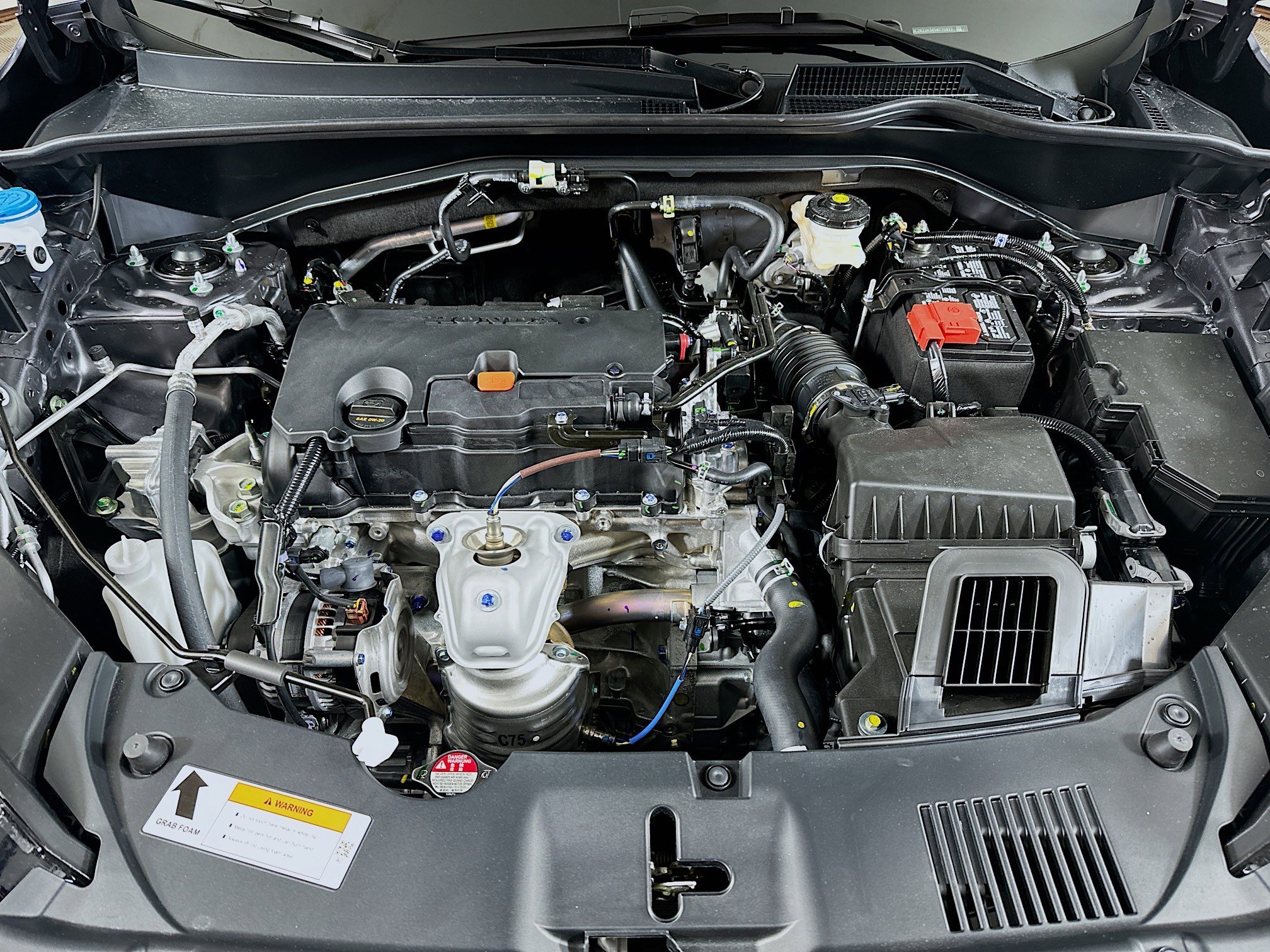 Certified 2025 Honda HR-V LX image 28