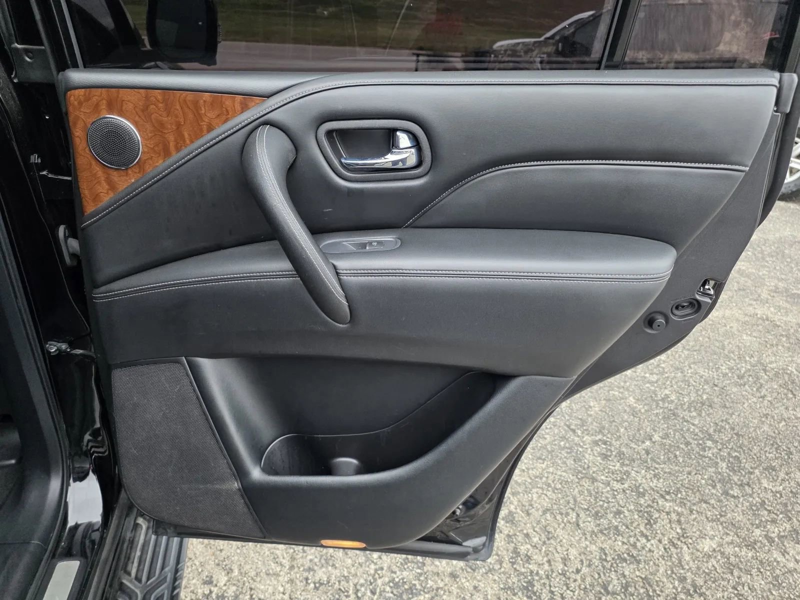 Used 2018 INFINITI QX80 2WD image 15
