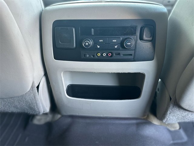 Used 2015 GMC Yukon XL Denali w/ Touring Package image 24