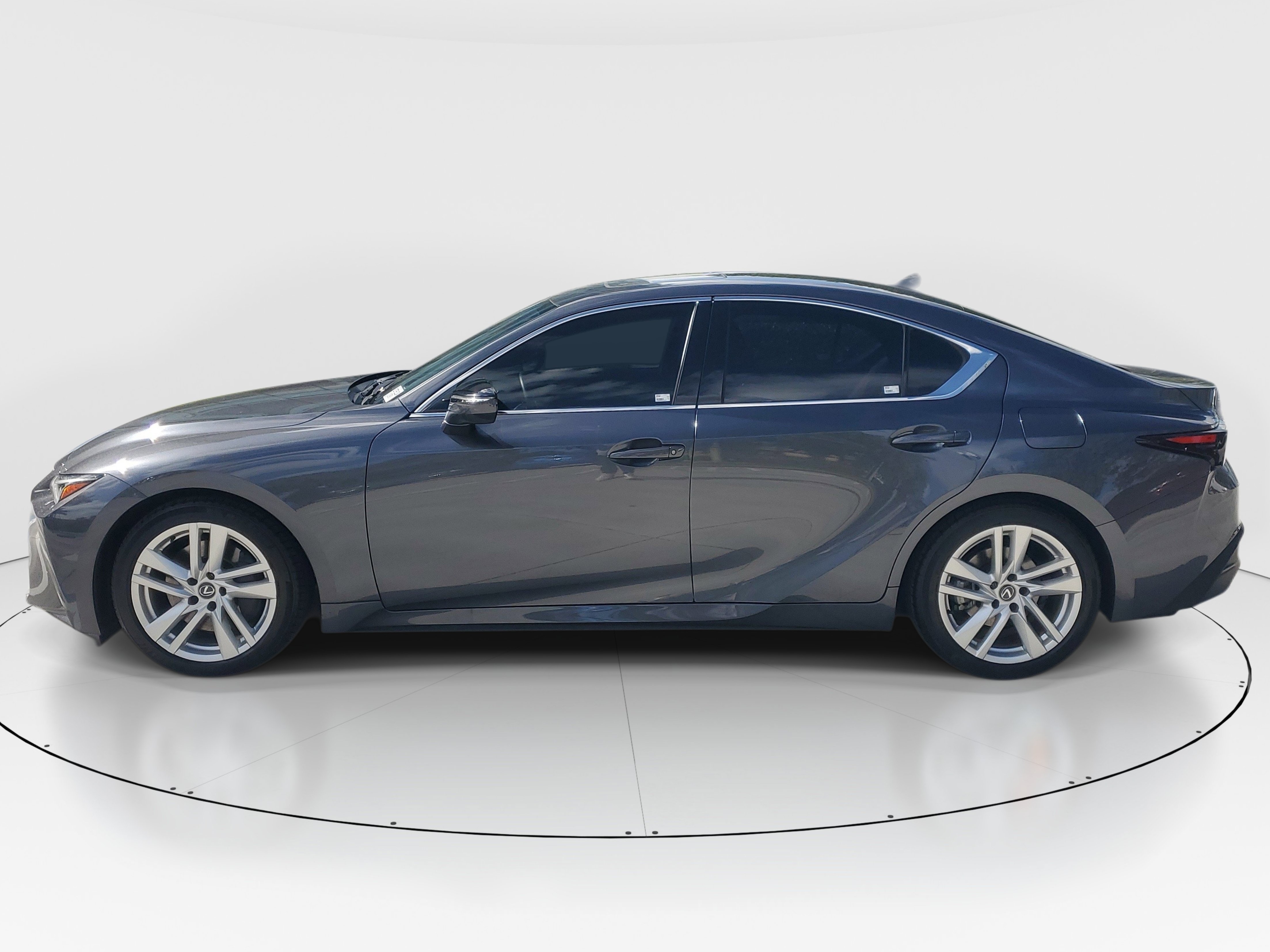 Used 2025 Lexus IS 300 w/ Comfort Package RWD image 7