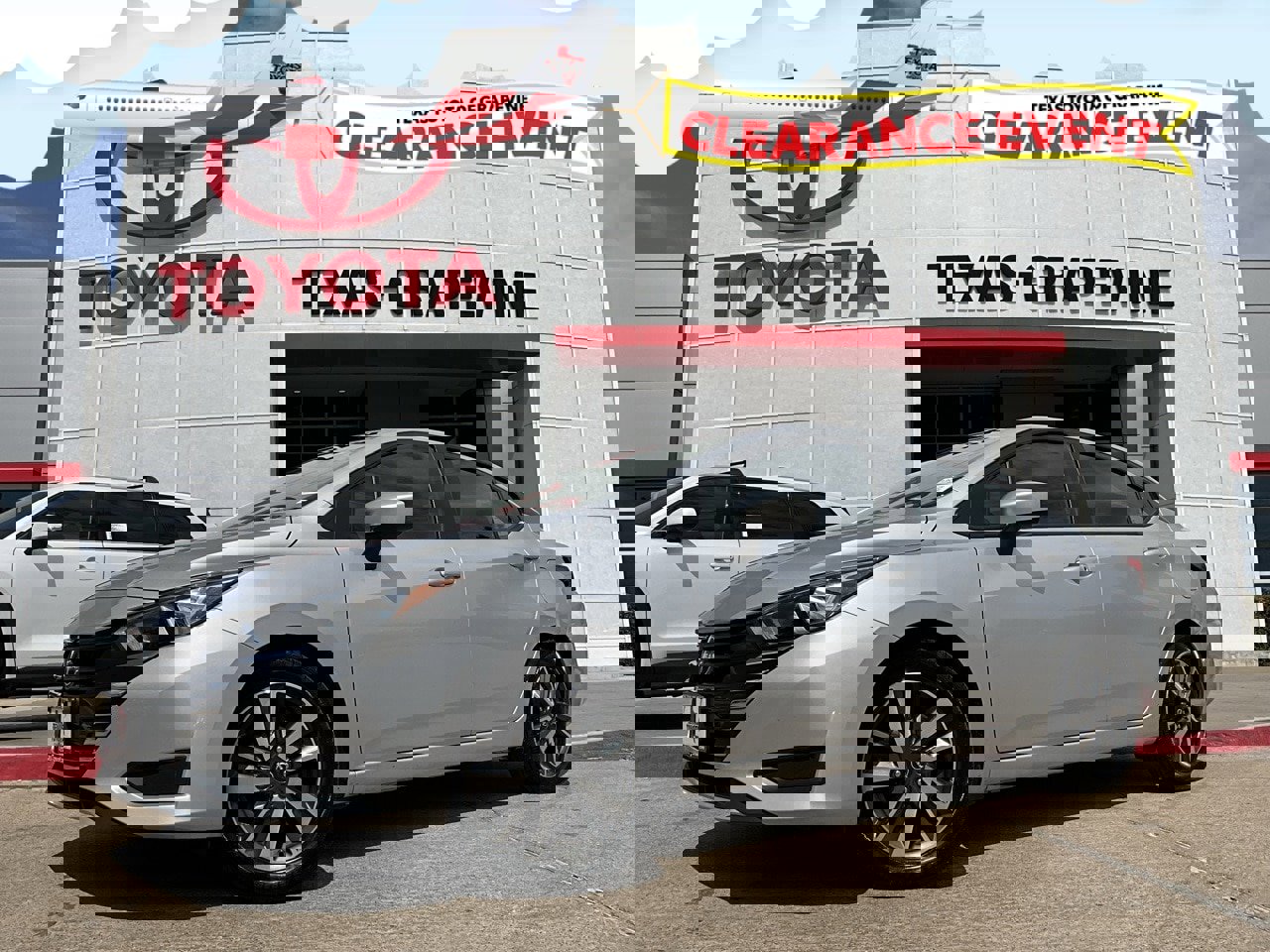 Used 2023 Nissan Versa SV