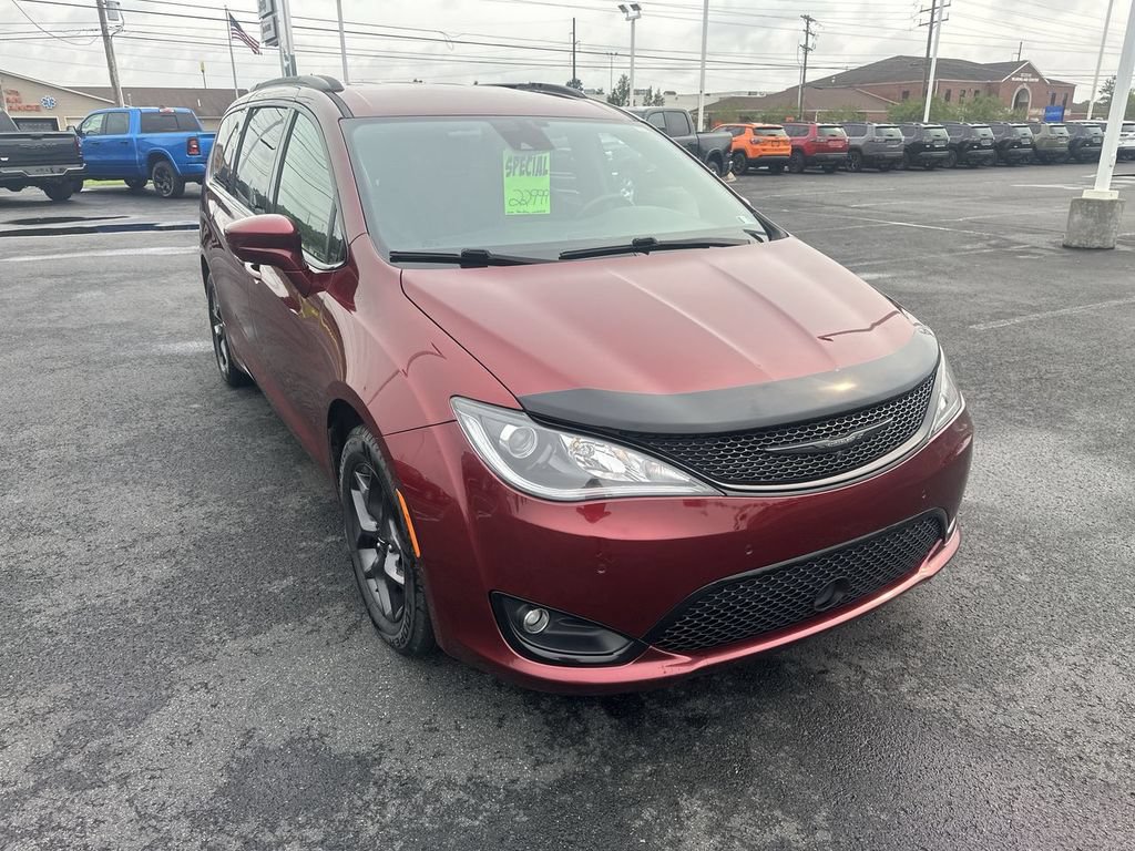 Used 2020 Chrysler Pacifica Touring-L Plus w/ Advanced Safetytec Group