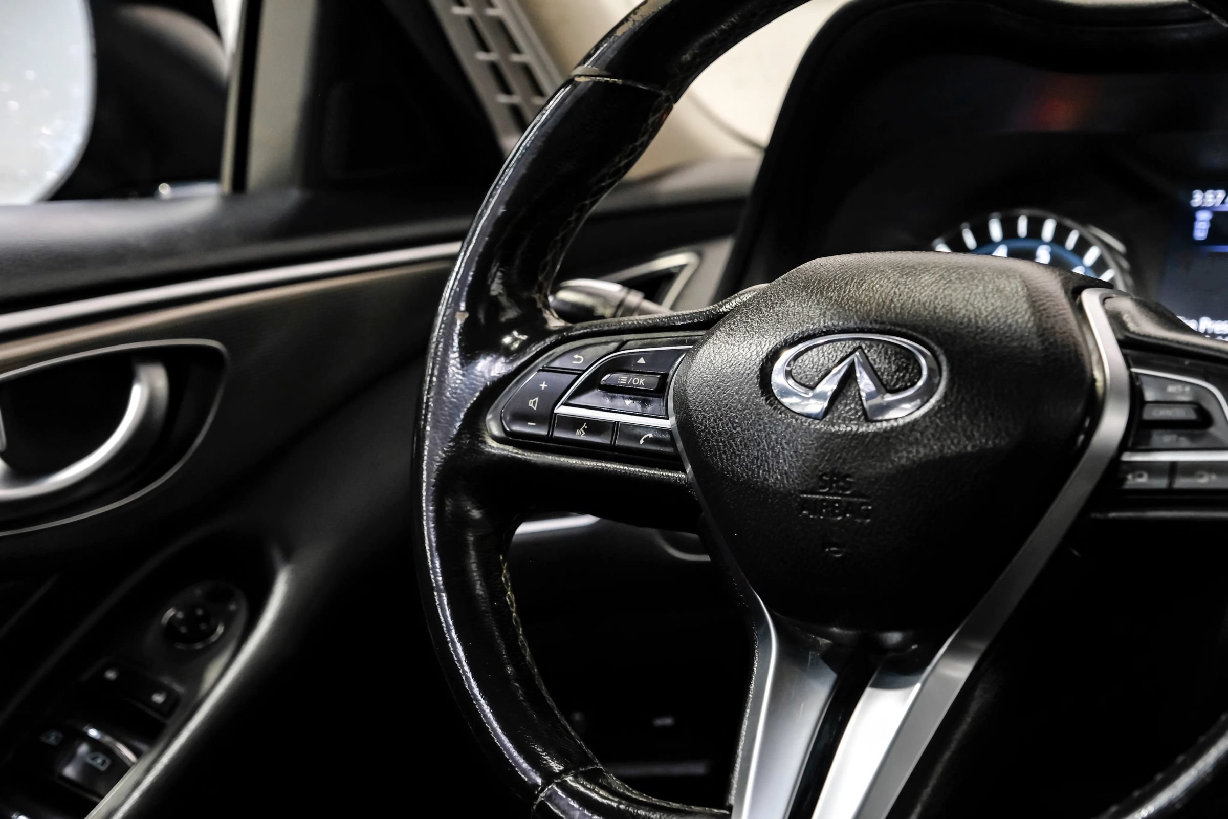 Used 2019 INFINITI Q50 Signature Edition RWD image 25