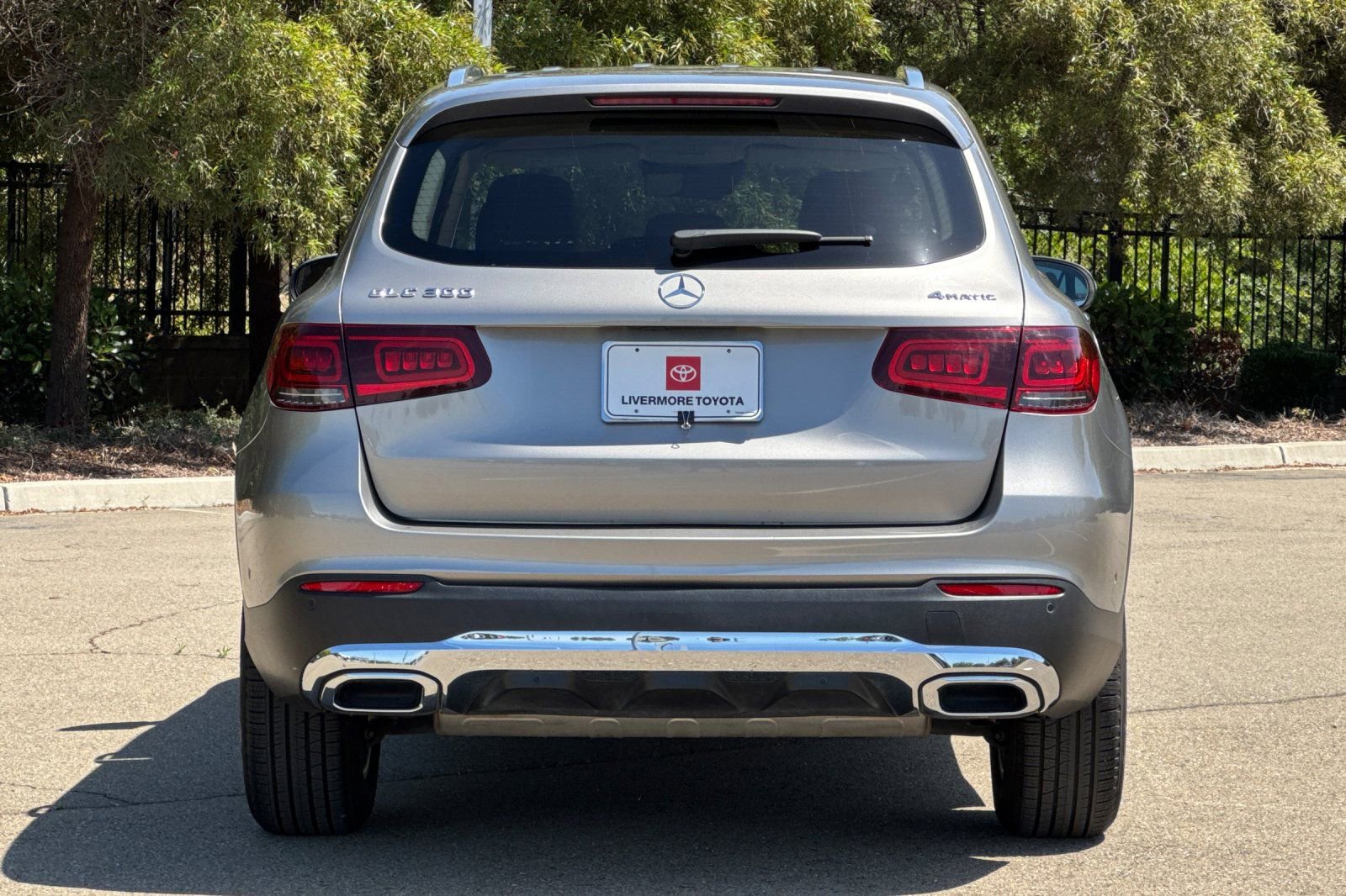 Used 2022 Mercedes-Benz GLC 300 4MATIC image 5