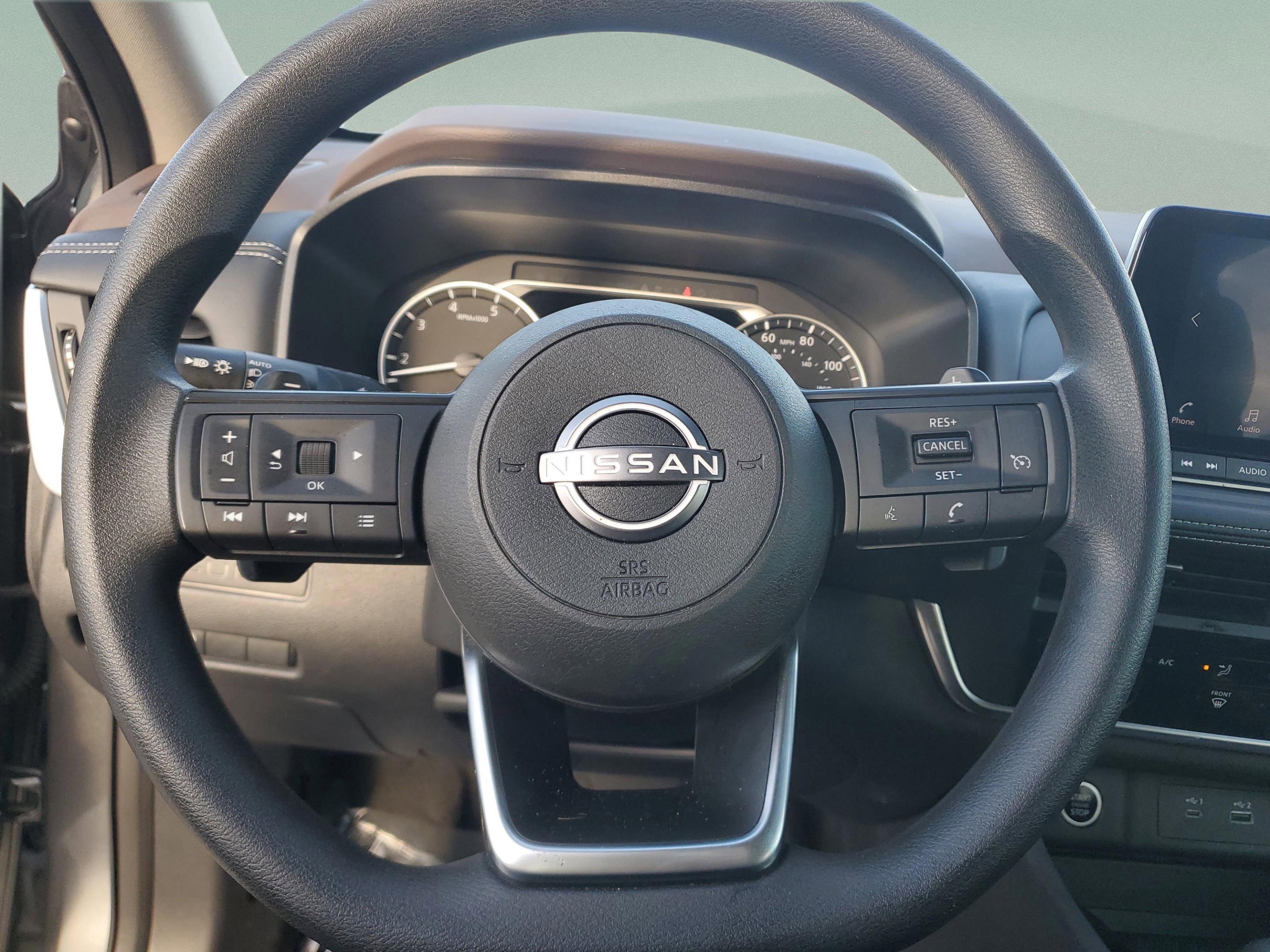 Used 2023 Nissan Rogue S image 20