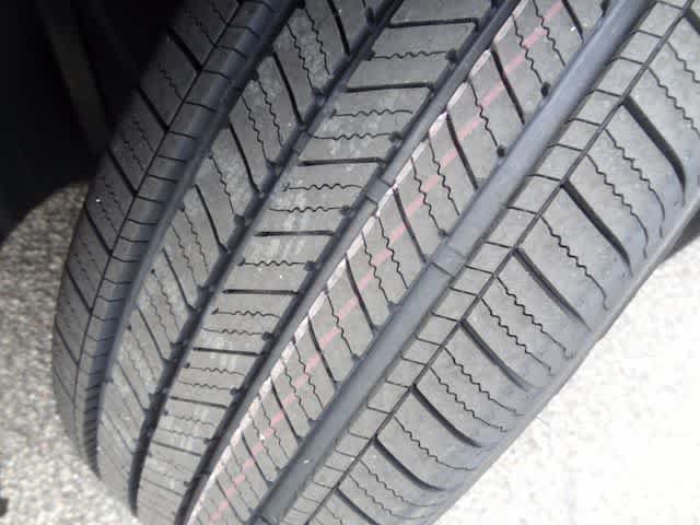 Used 2023 Nissan Sentra SV FWD image 33