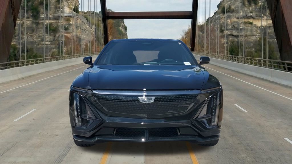 New 2026 Cadillac Lyriq V image 3