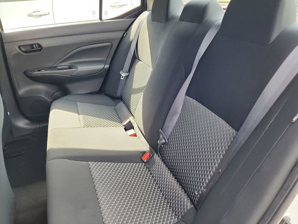 Used 2023 Nissan Versa S FWD image 38