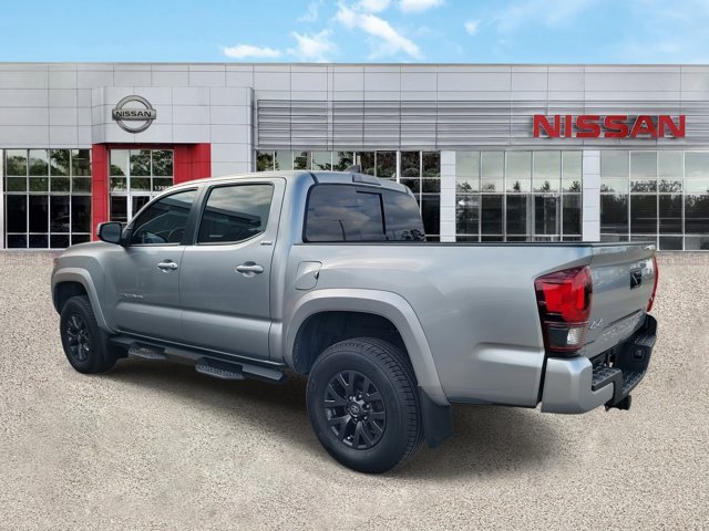 Used 2023 Toyota Tacoma SR5 w/ Technology Package image 6