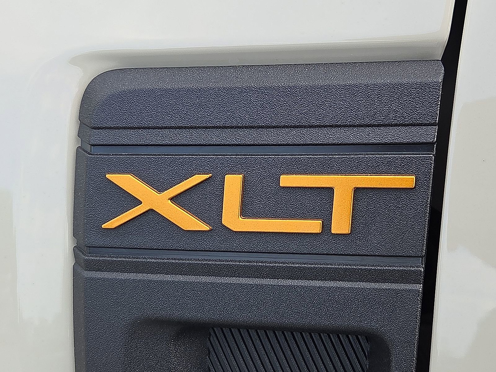 Certified 2024 Ford Maverick Tremor w/ Tremor Off-Road Package image 9