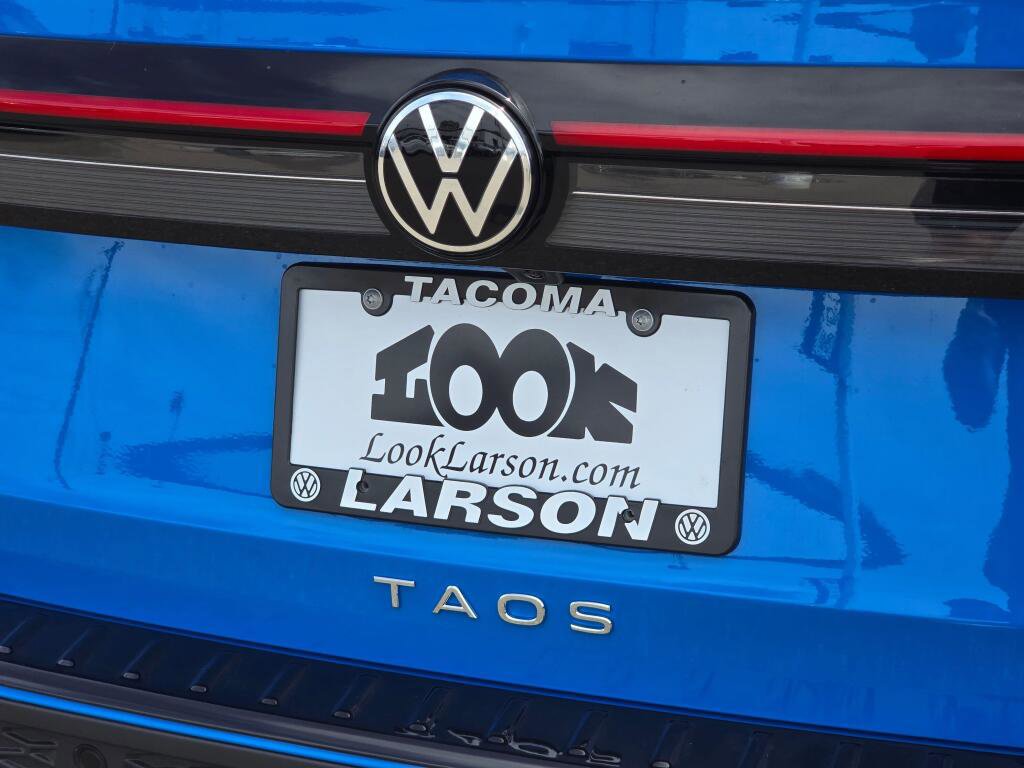 New 2026 Volkswagen Taos SE AWD/4WD image 15