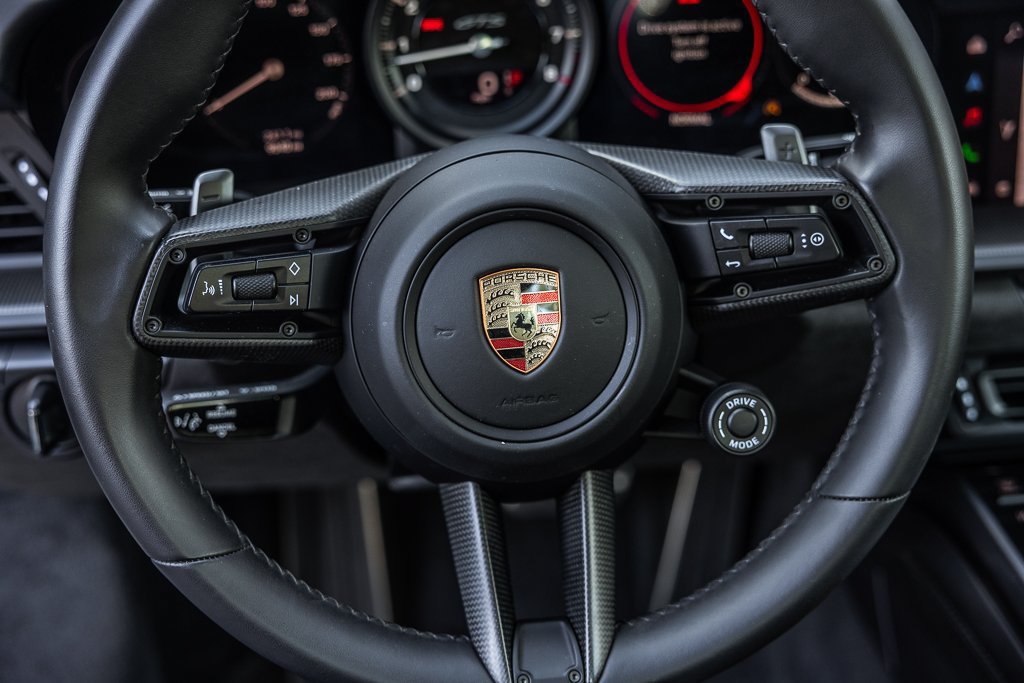 Certified 2024 Porsche 911 Carrera GTS RWD image 13