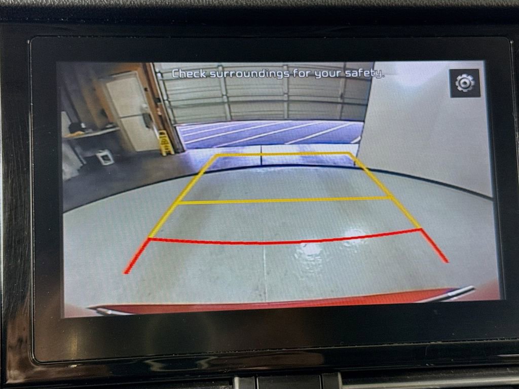 Used 2022 Kia Niro LXS FWD image 15