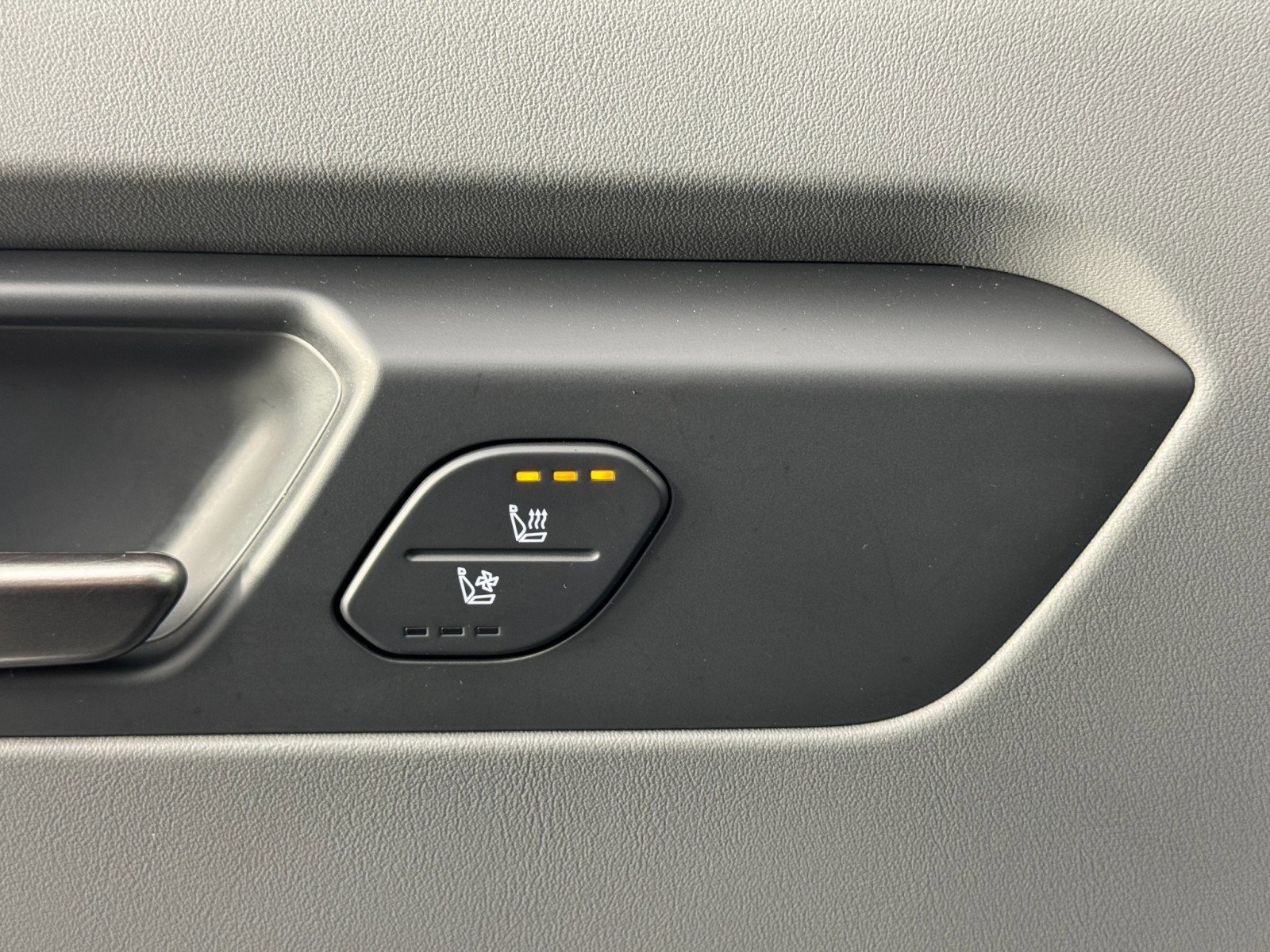 Used 2024 Kia EV9 Light Long Range image 16