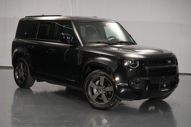 Used 2023 Land Rover Defender 110 X-Dynamic SE AWD/4WD image 10