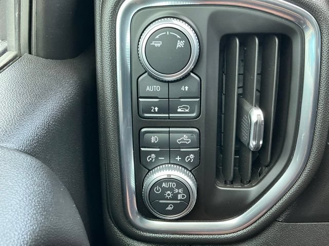 Used 2019 GMC Sierra 1500 SLT w/ SLT Premium Package AWD/4WD image 20