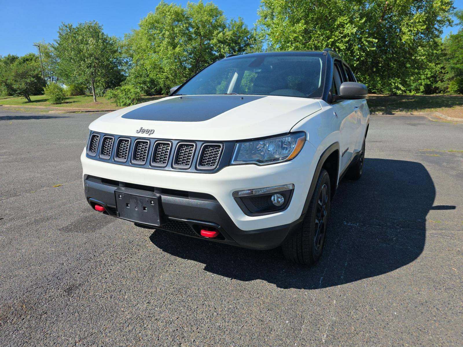 Used 2019 Jeep Compass Trailhawk AWD/4WD image 1