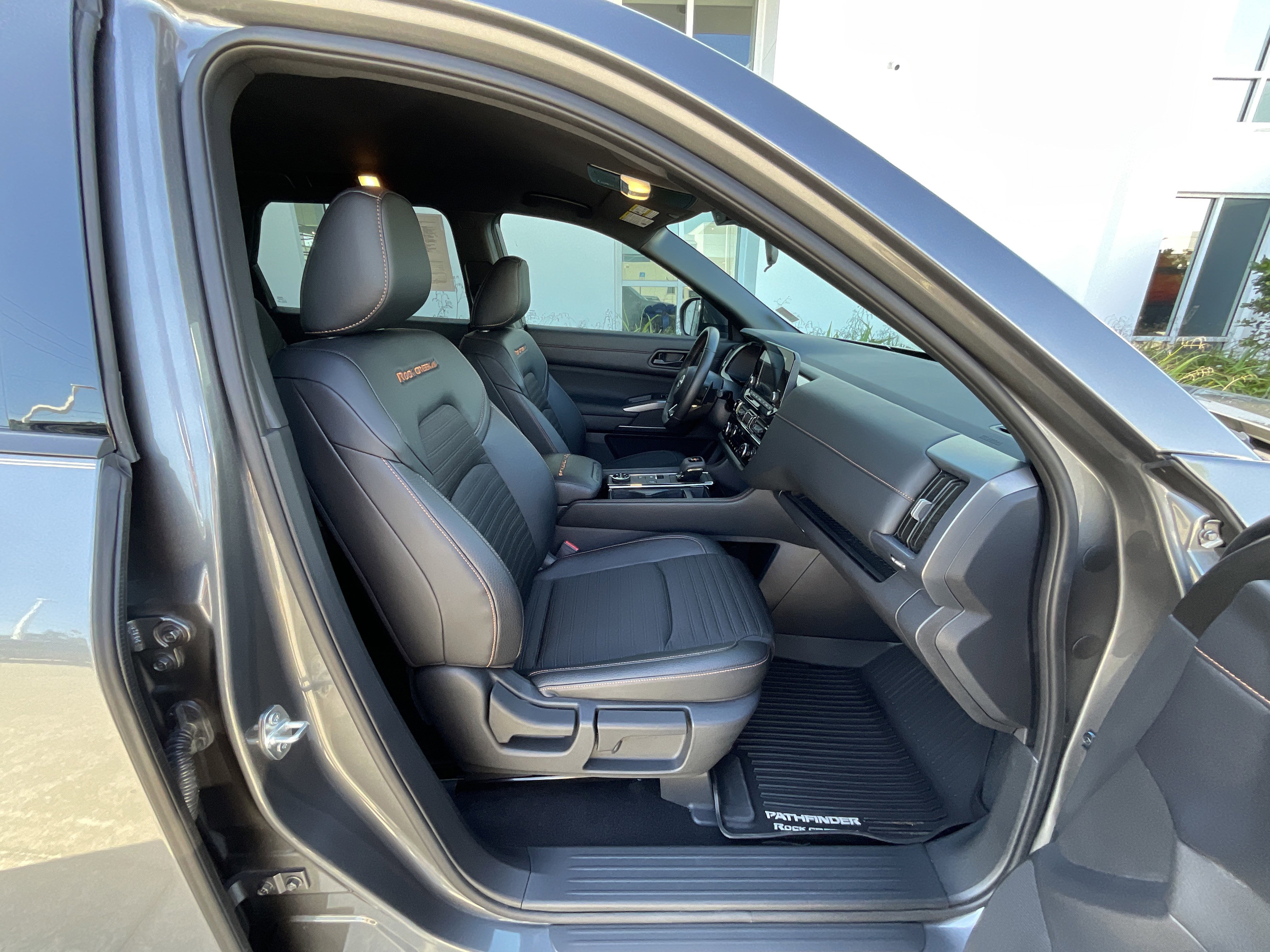 Used 2025 Nissan Pathfinder Rock Creek AWD/4WD image 21