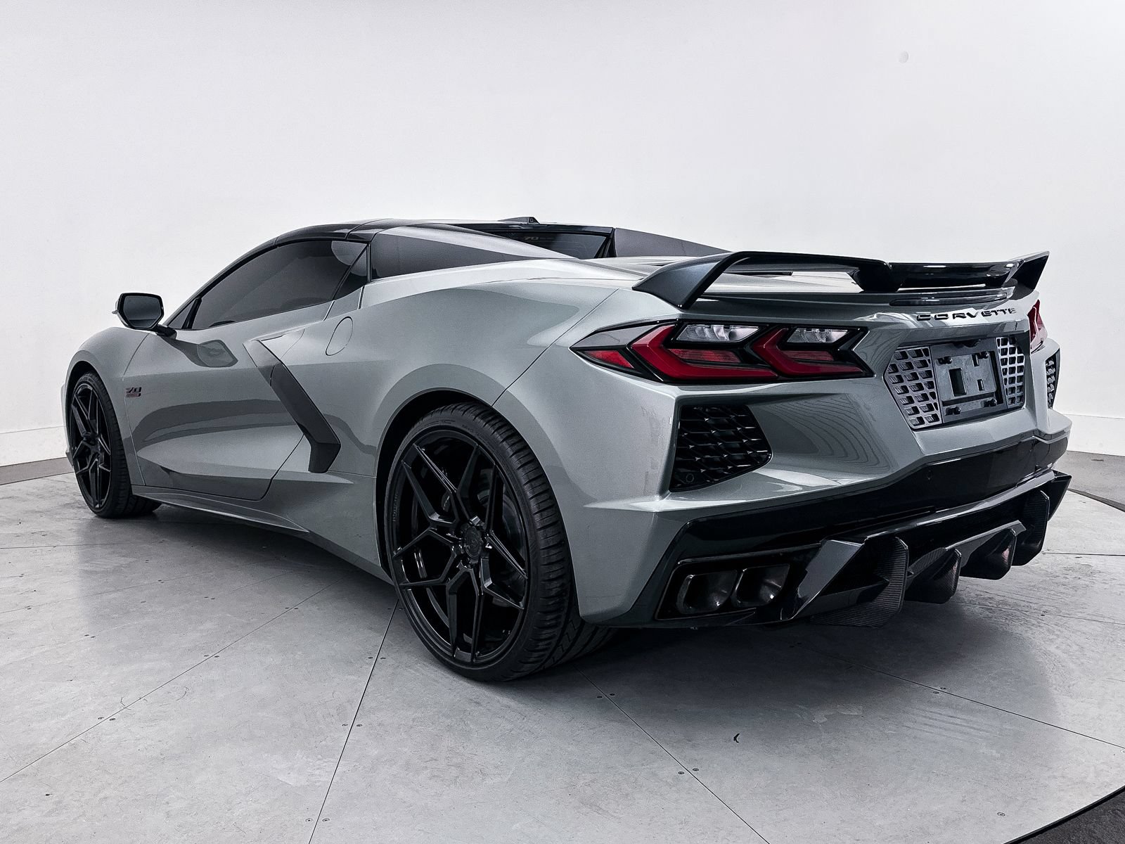 Used 2023 Chevrolet Corvette Stingray Premium Conv w/ Z51 Performance Package RWD image 15