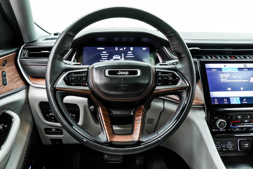 Used 2023 Jeep Grand Cherokee L Summit w/ Advanced Protech Group IV image 24