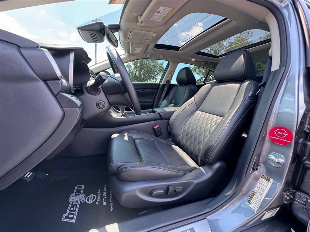 Certified 2023 Nissan Maxima Platinum w/ Sport Mat Group FWD image 16