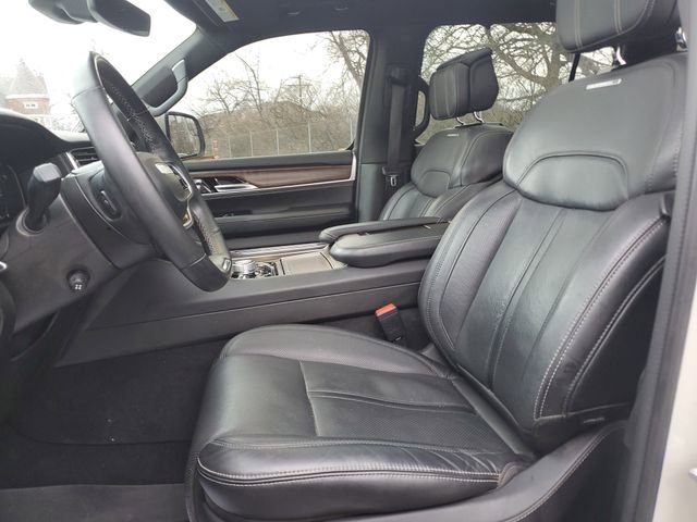 Used 2022 Jeep Grand Wagoneer Series I AWD/4WD image 27