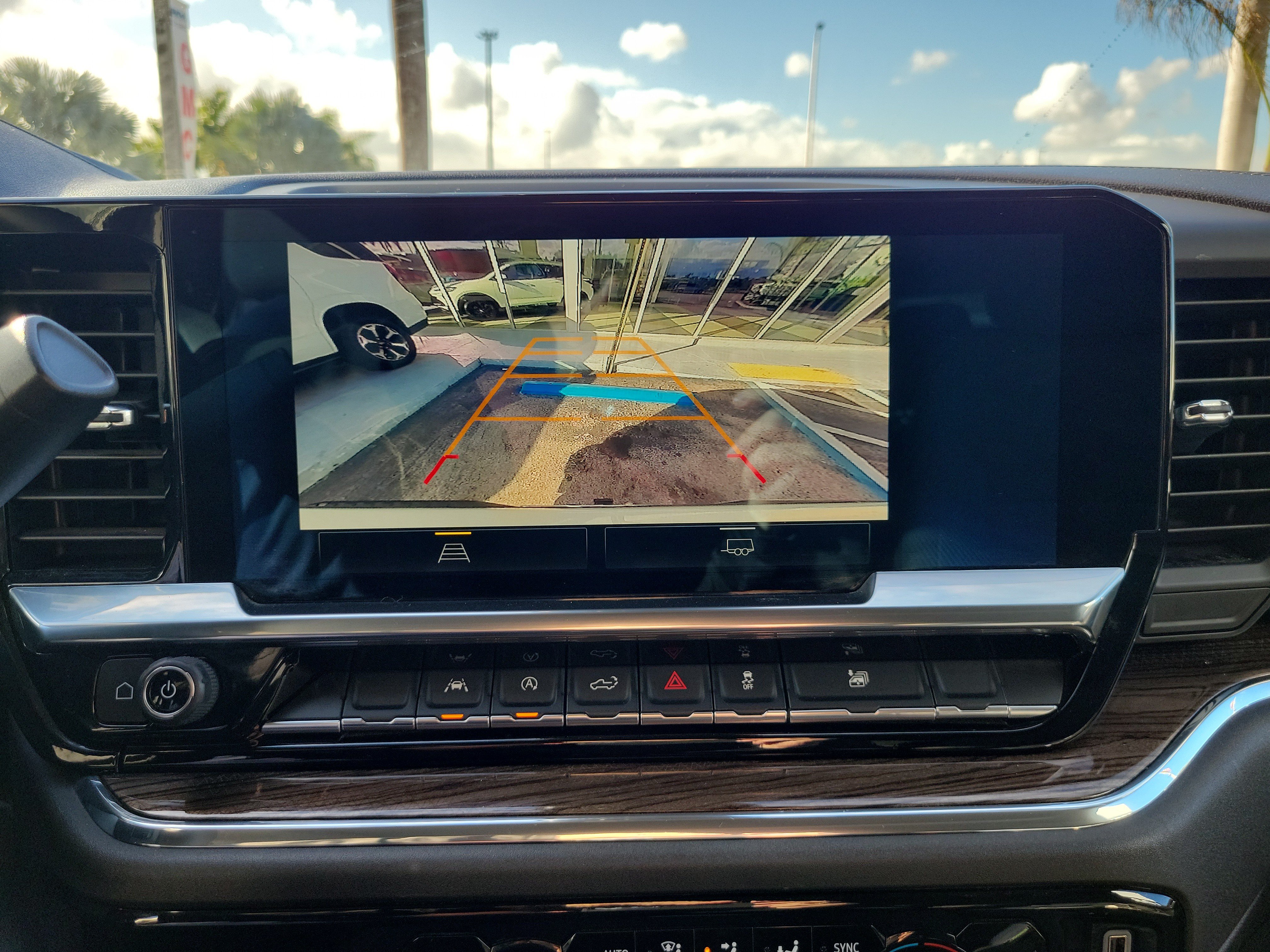 Used 2023 Chevrolet Silverado 1500 LT RWD image 10