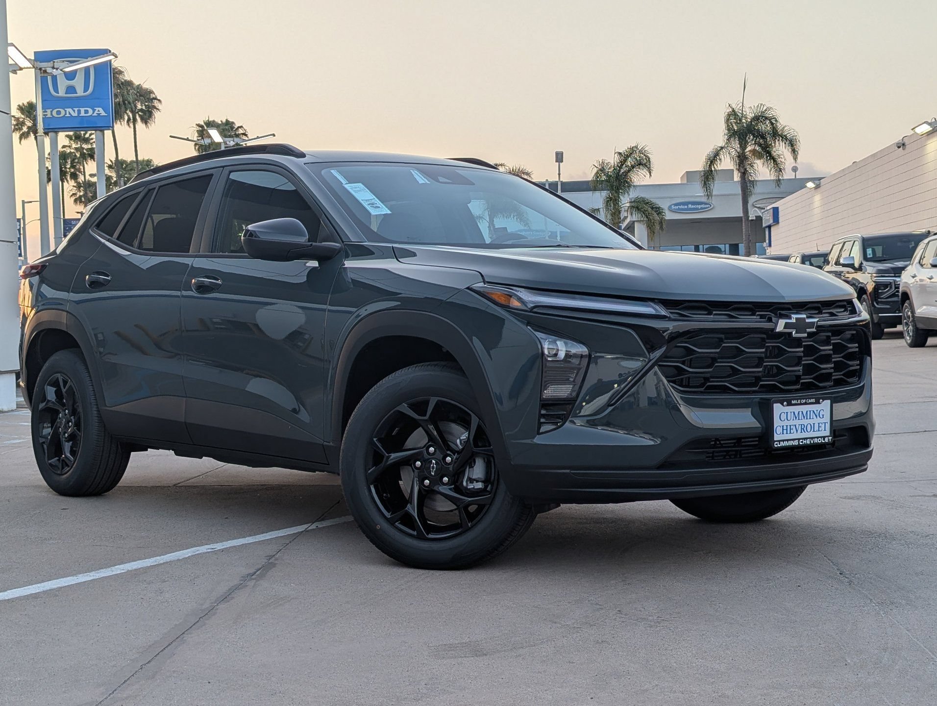 New 2026 Chevrolet Trax LT w/ Driver Confidence Package FWD image 2
