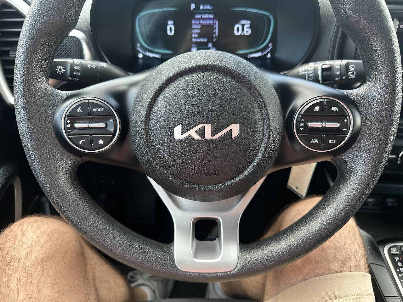 Used 2024 Kia Soul LX w/ Option Group 015 image 17